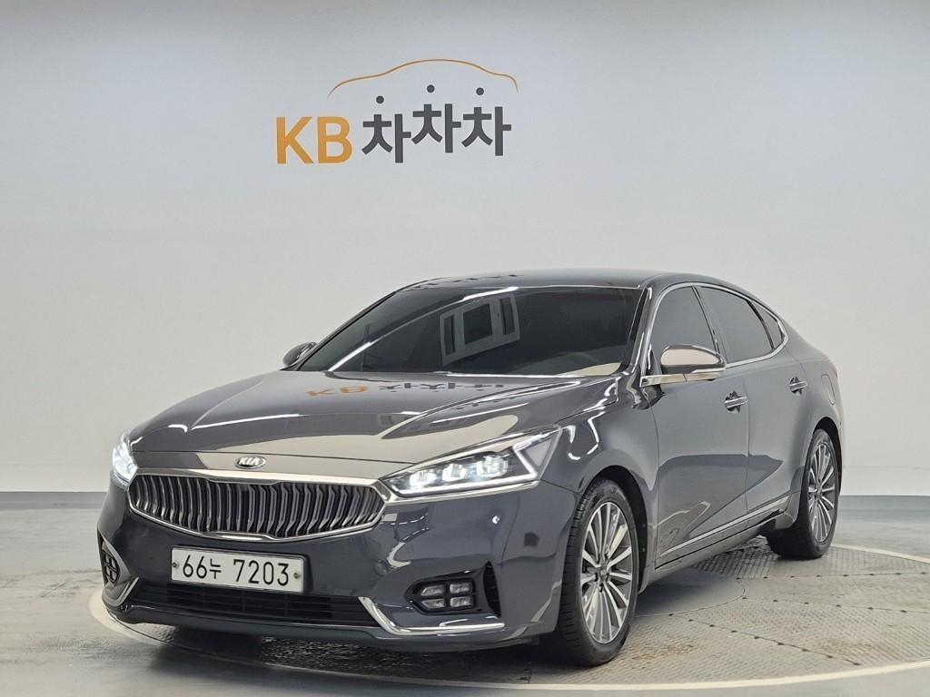 KIA K7