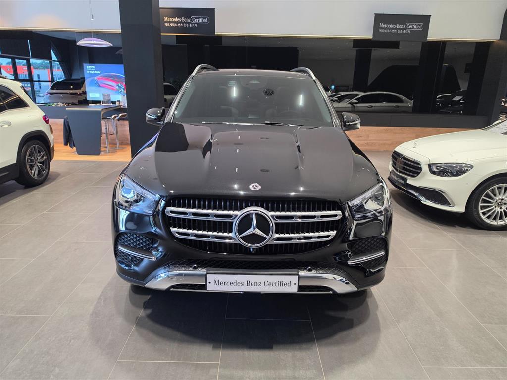 Mercedes Benz GLE Class 2025 — Zona Franca Iquique