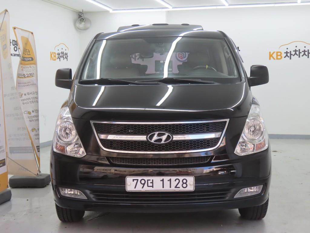 HYUNDAI Starex 2013