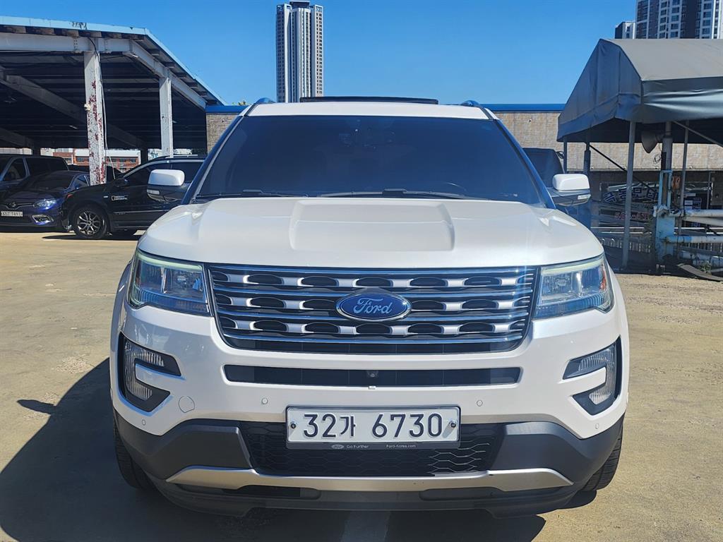 Ford Explorer 2,3
