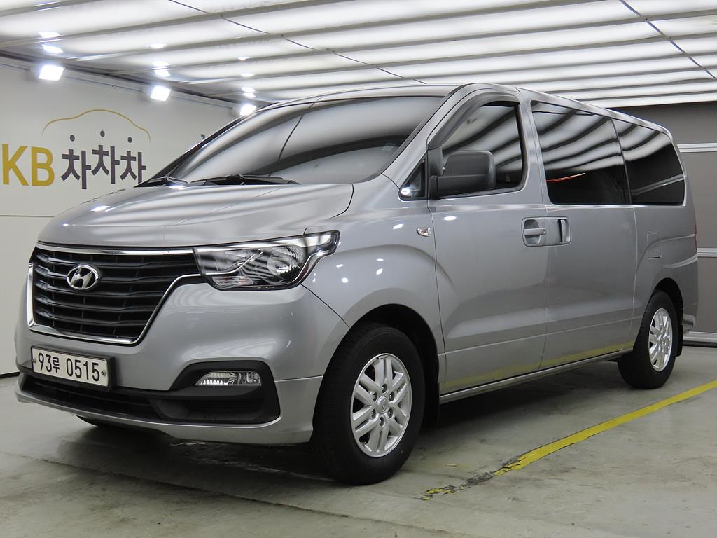 HYUNDAI Starex 2021