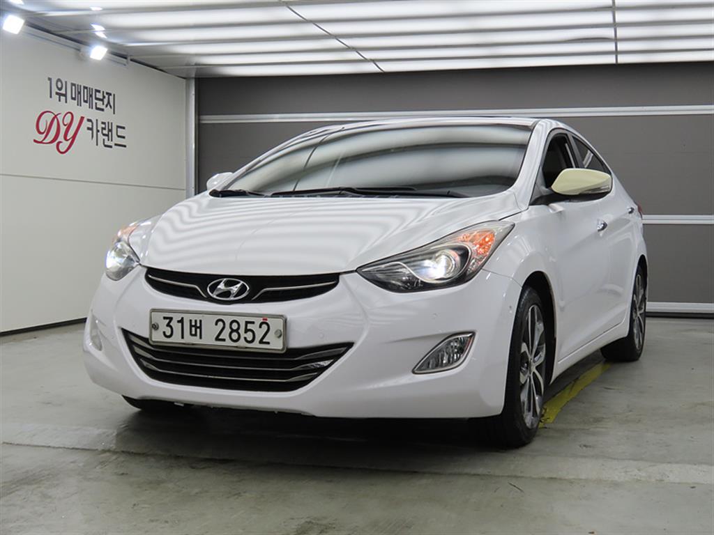 HYUNDAI Avante MD M16 GDI Premium