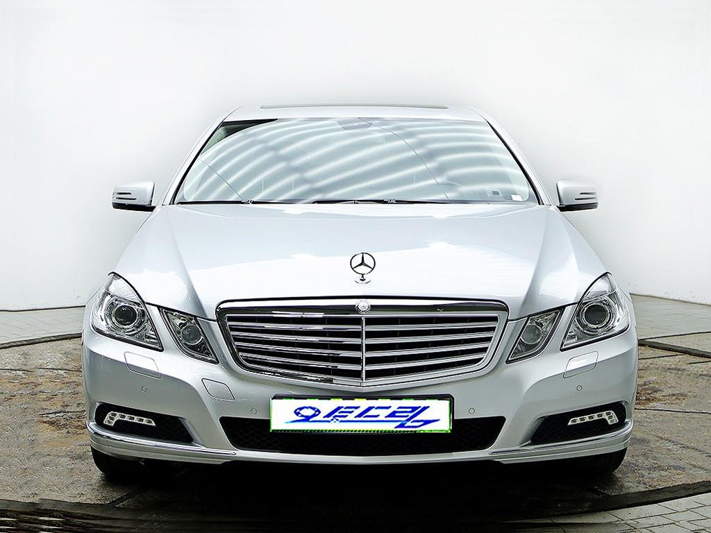 Mercedes Benz E class 2009 — Zona Franca Iquique