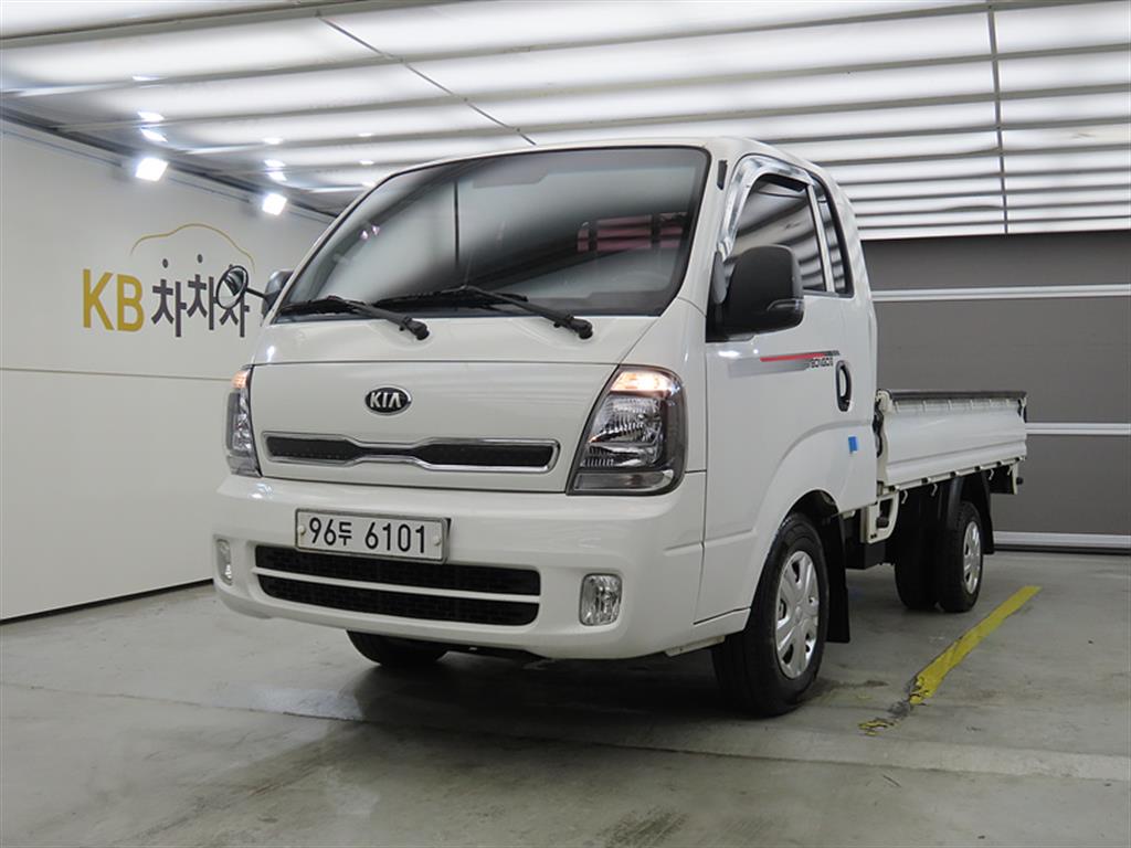 Small Truck Cargo (small) 2020 — Zona Franca Iquique