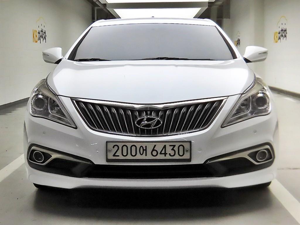 HYUNDAI Grandeur 2016 — Zona Franca Iquique