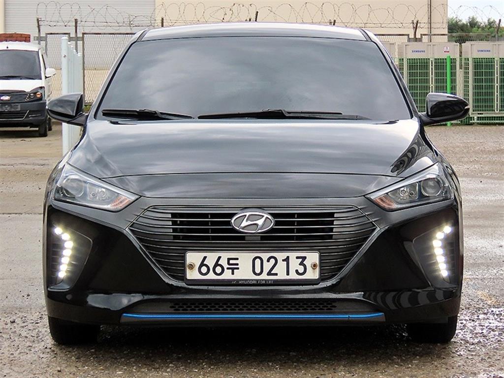 HYUNDAI Ioniq