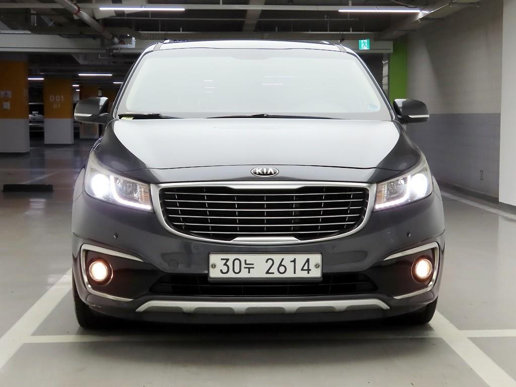 KIA Carnival 2015