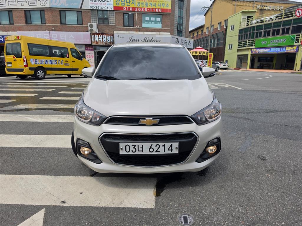Chevrolet Spark LT Plus C-TECH