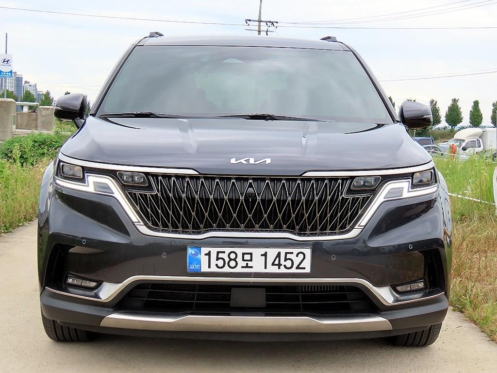 KIA Carnival 2022 — Zona Franca Iquique