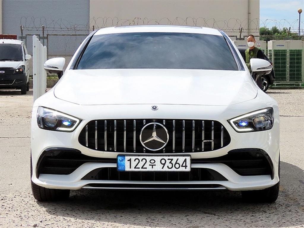 Mercedes Benz AMG GT