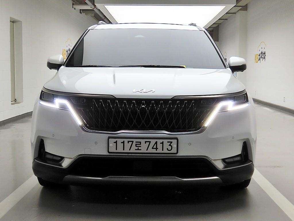 KIA Carnival 4th generation Diesel 9-se
