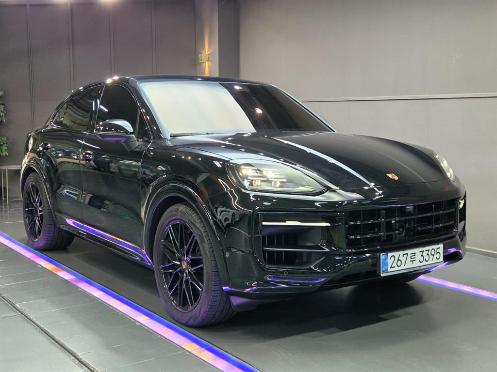 Porsche Cayenne (PO536) 3.0 E-Hybrid Co