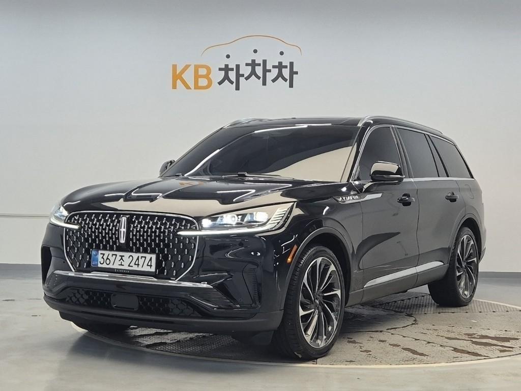 Lincoln Aviator