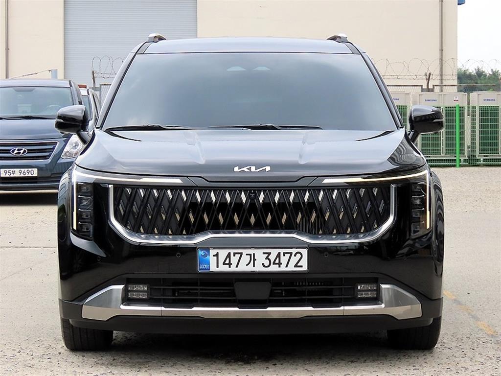 KIA Carnival 2025 — Zona Franca Iquique
