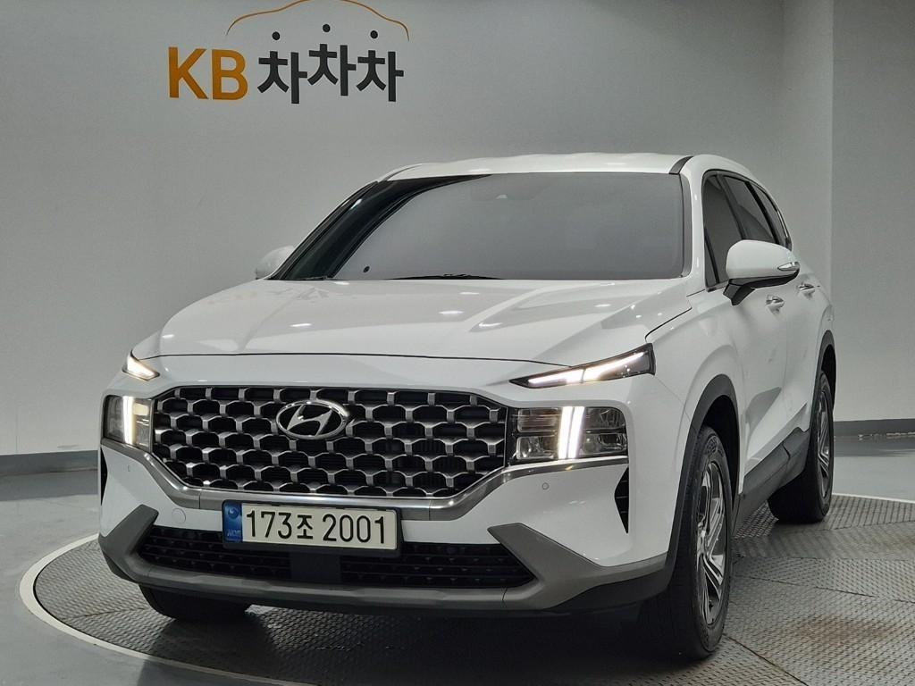 HYUNDAI Santa Fe 2023 — Zona Franca Iquique