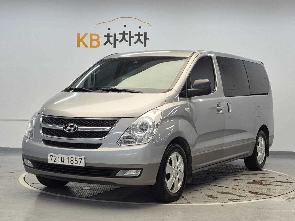 HYUNDAI Starex 2012 — Zona Franca Iquique