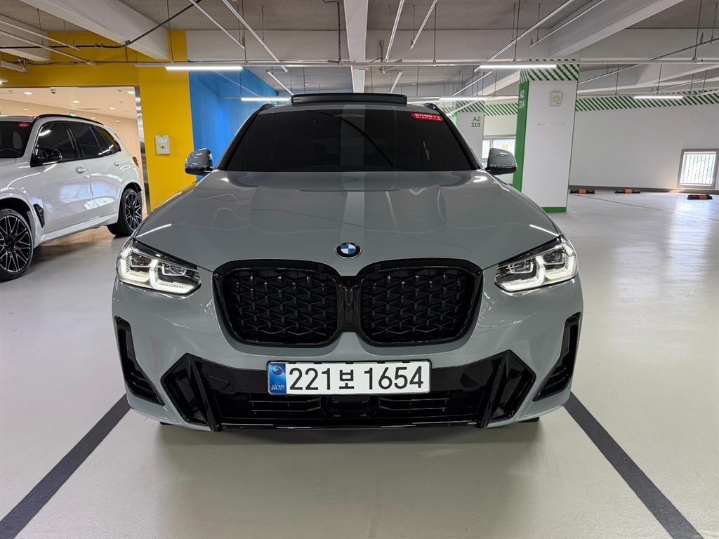 BMW X4 2025 — Zona Franca Iquique