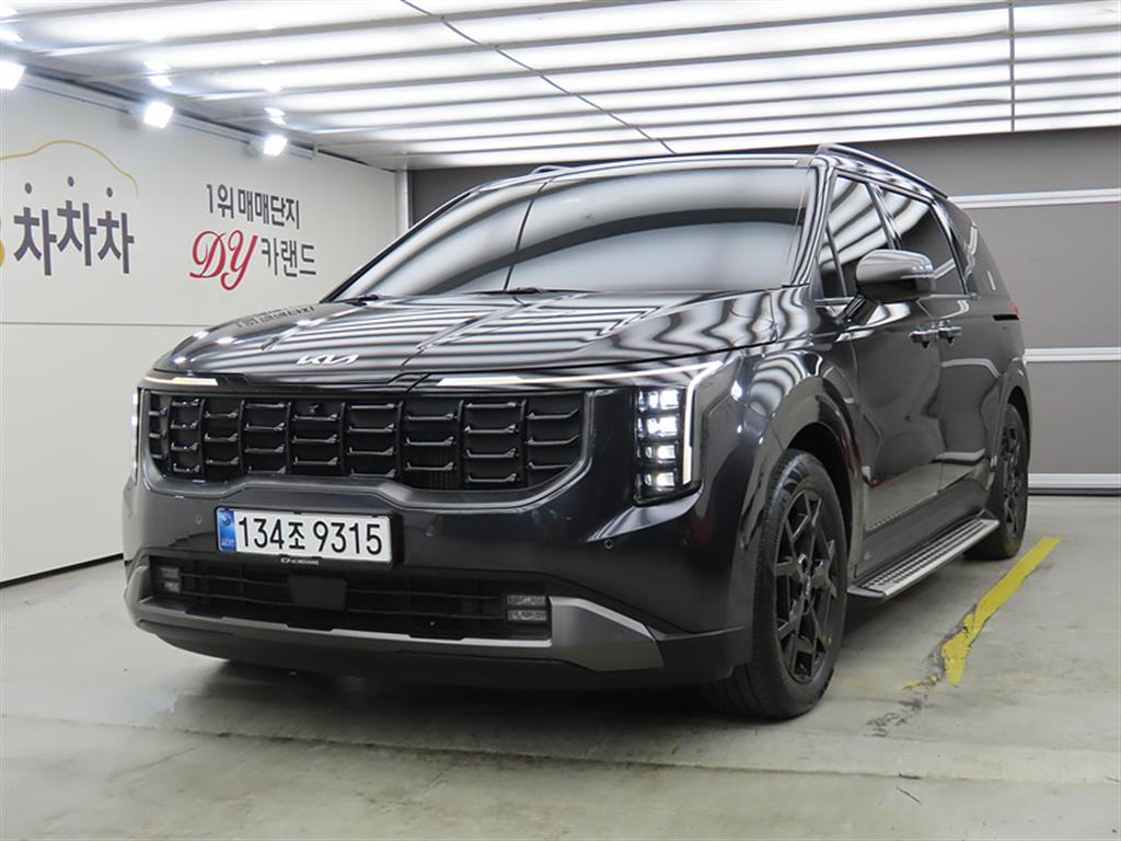 KIA Carnival 2025