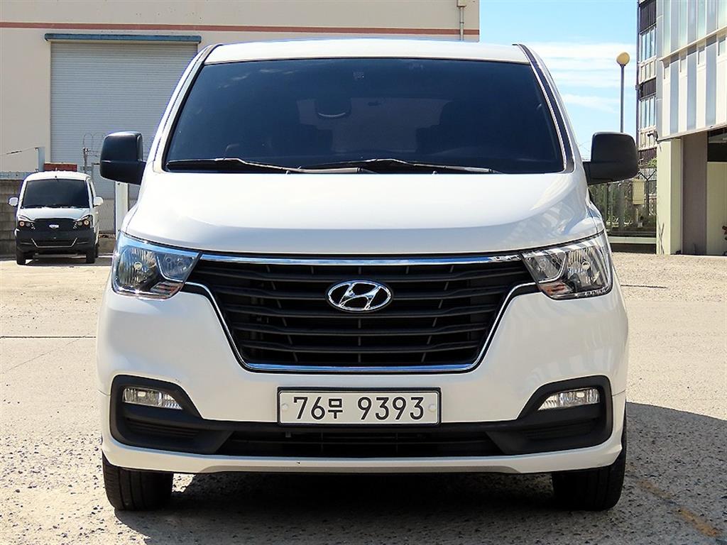 HYUNDAI Starex 2019