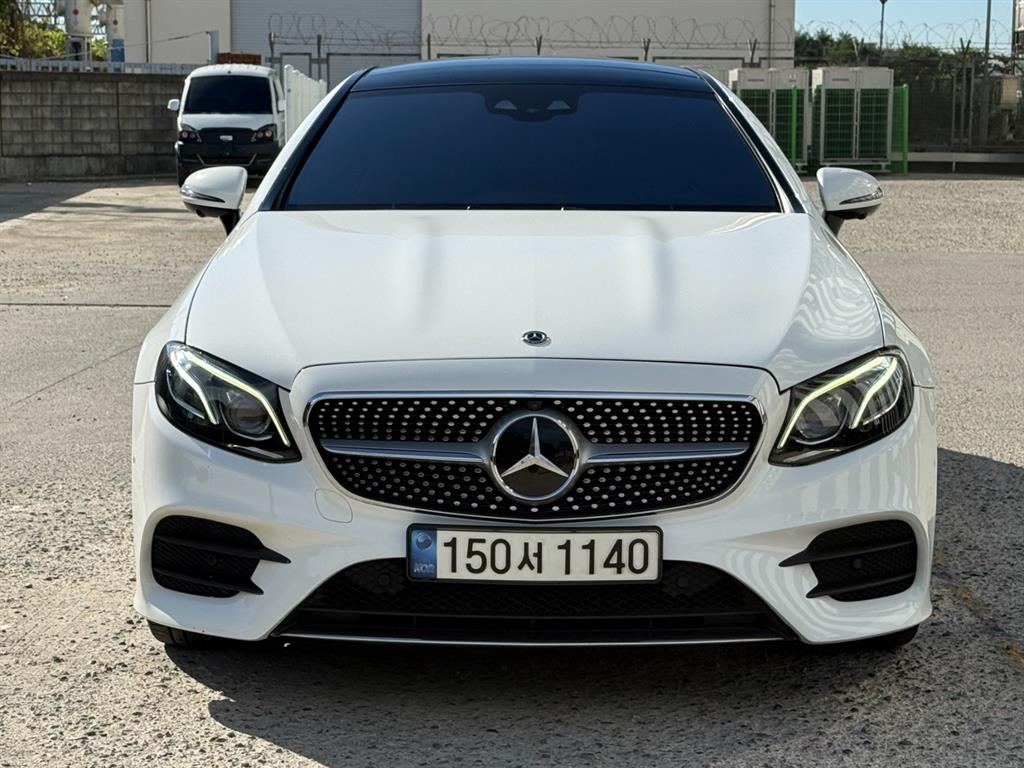 Mercedes Benz E class 2017 — Zona Franca Iquique