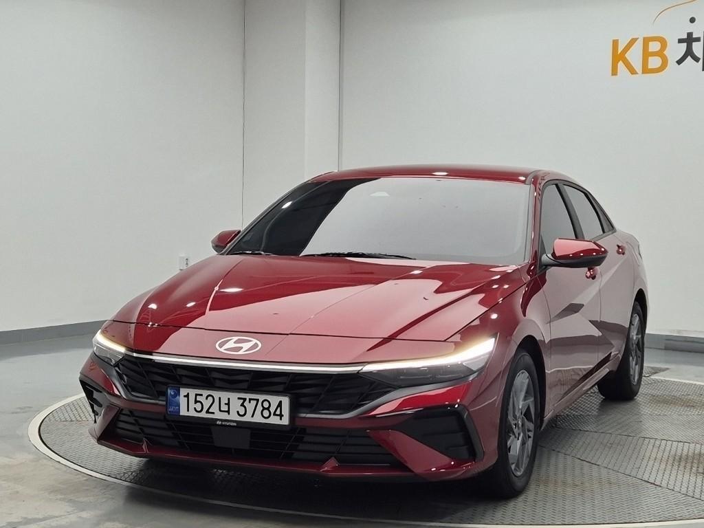 HYUNDAI Avante 2024 — Zona Franca Iquique