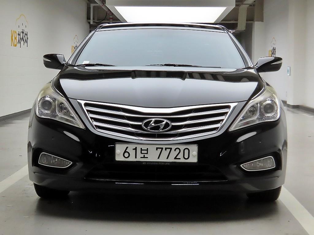 HYUNDAI Grandeur 2012 — Zona Franca Iquique