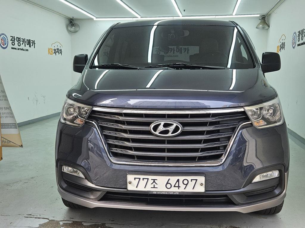 HYUNDAI Starex 2019