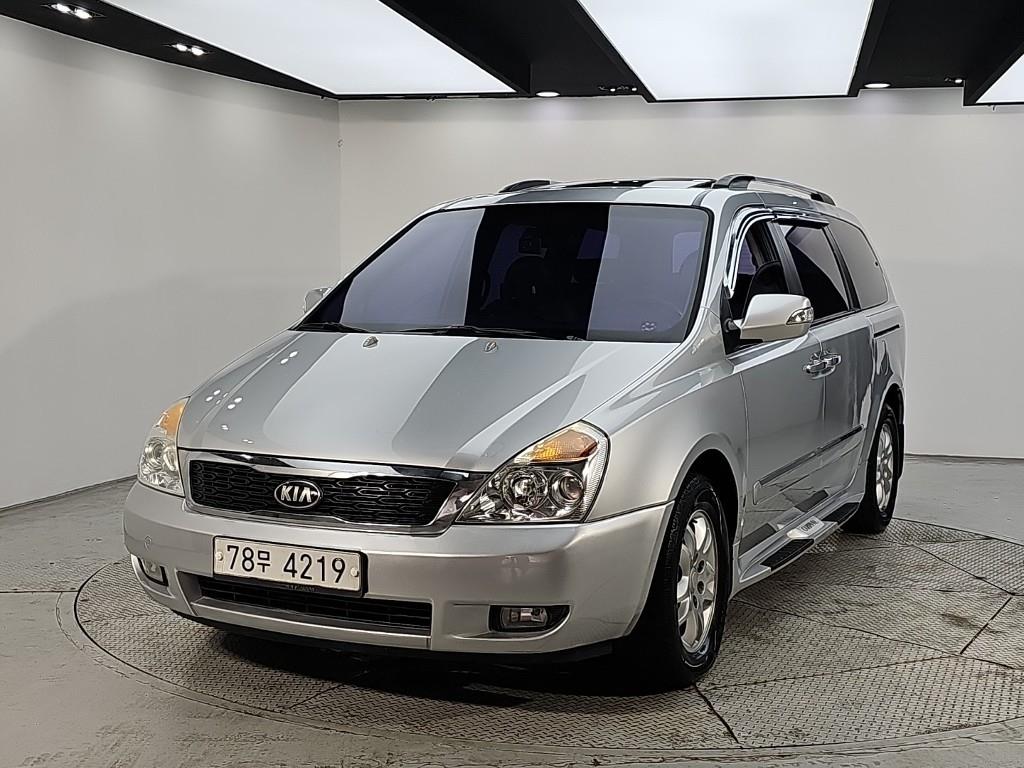 KIA Carnival 2013