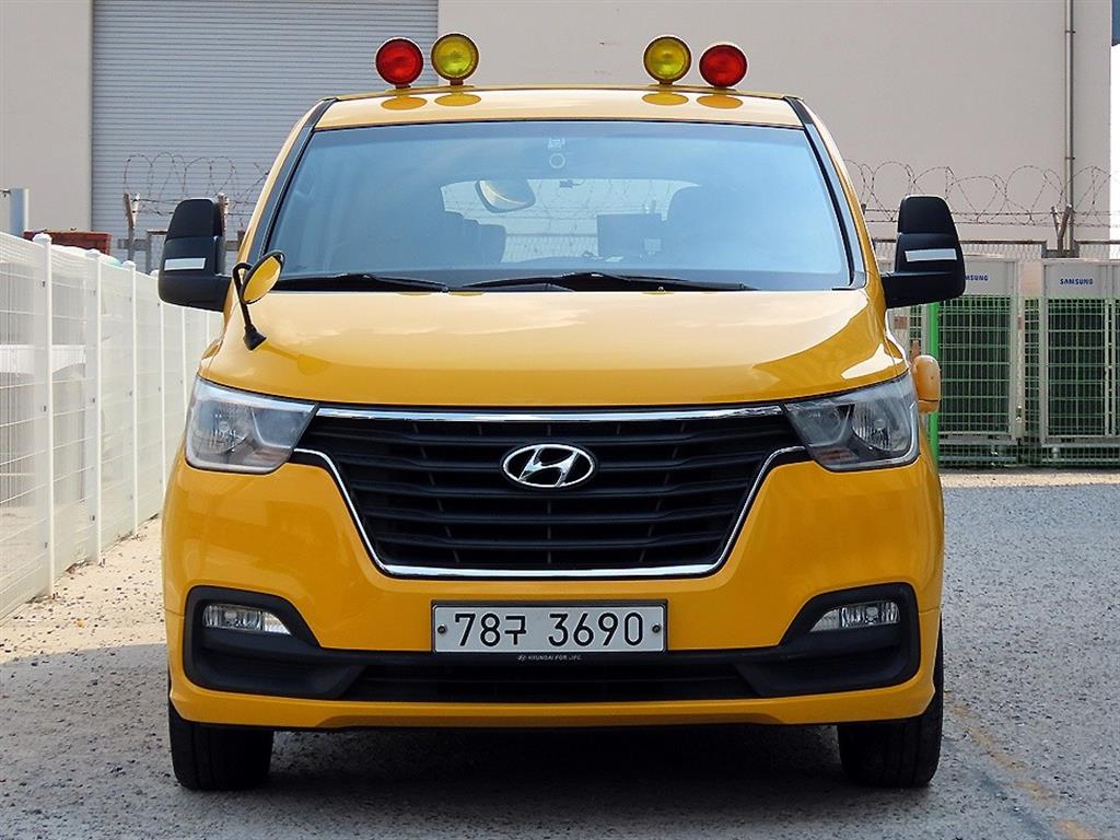 HYUNDAI Starex 2019