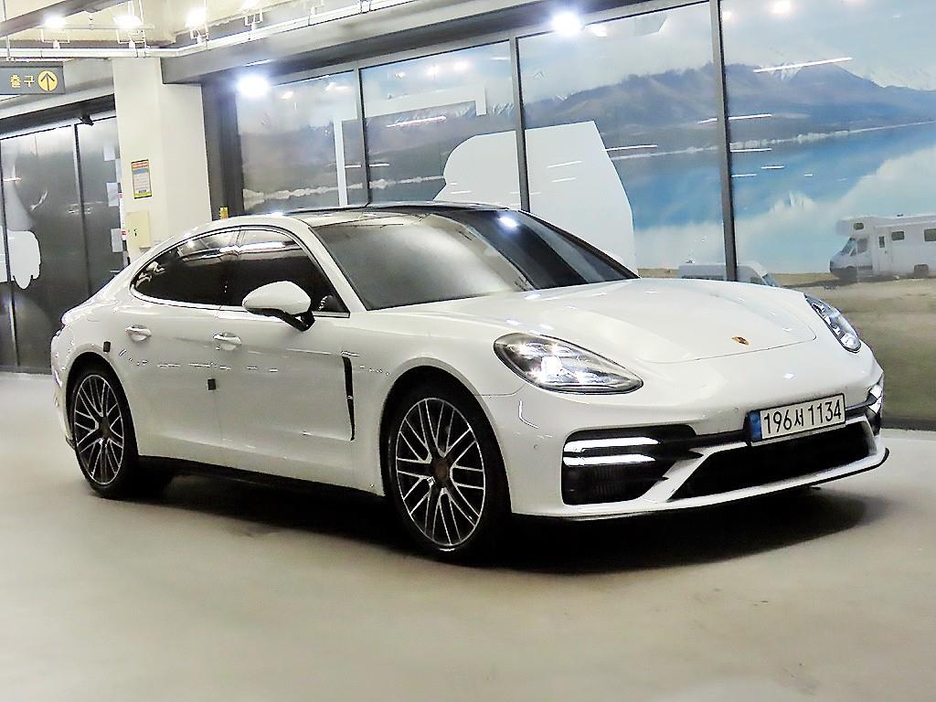Porsche Panamera 2021 — Zona Franca Iquique