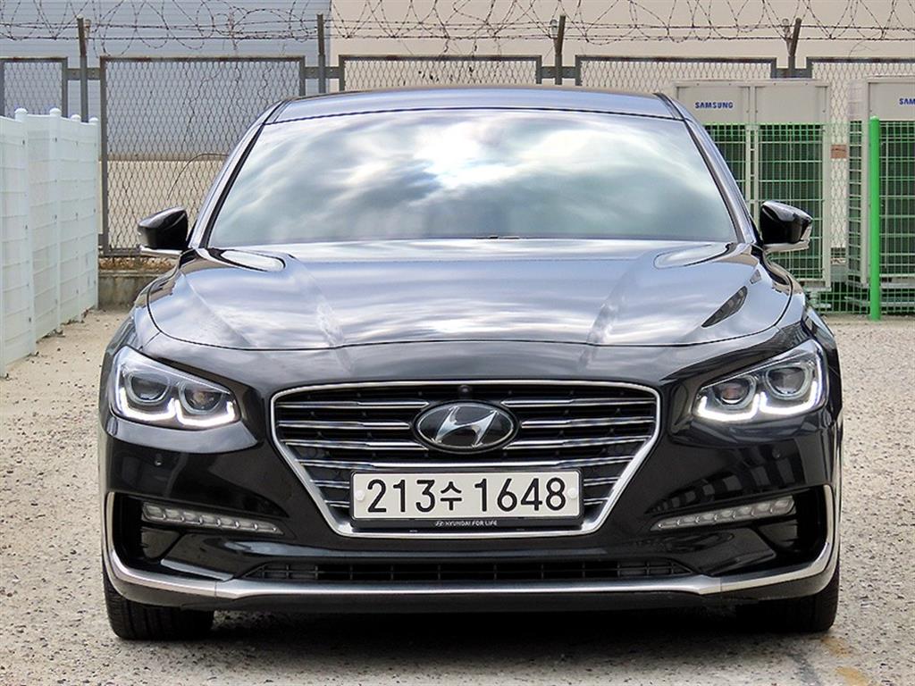 HYUNDAI Grandeur 2018 — Zona Franca Iquique