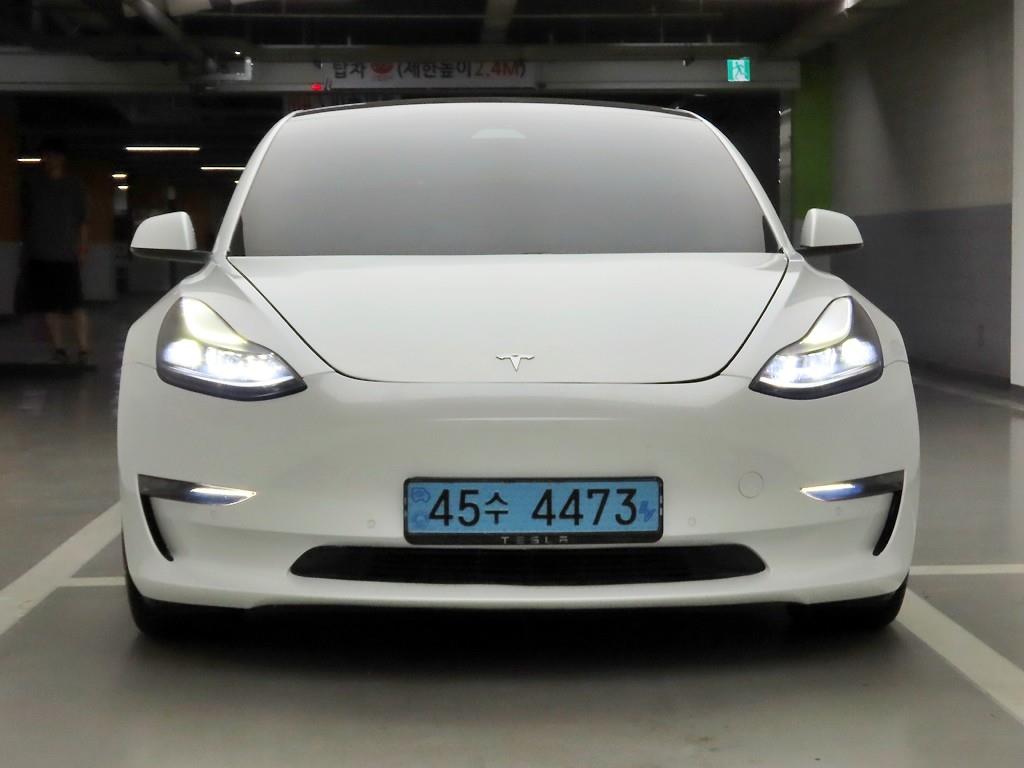 Tesla Model 3 long range