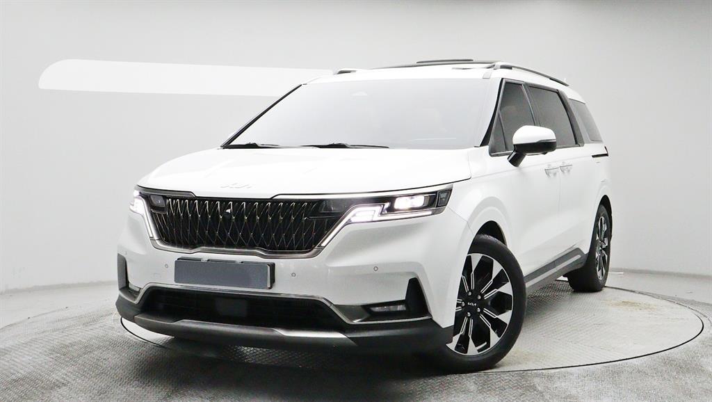 KIA Carnival 2023 — Zona Franca Iquique