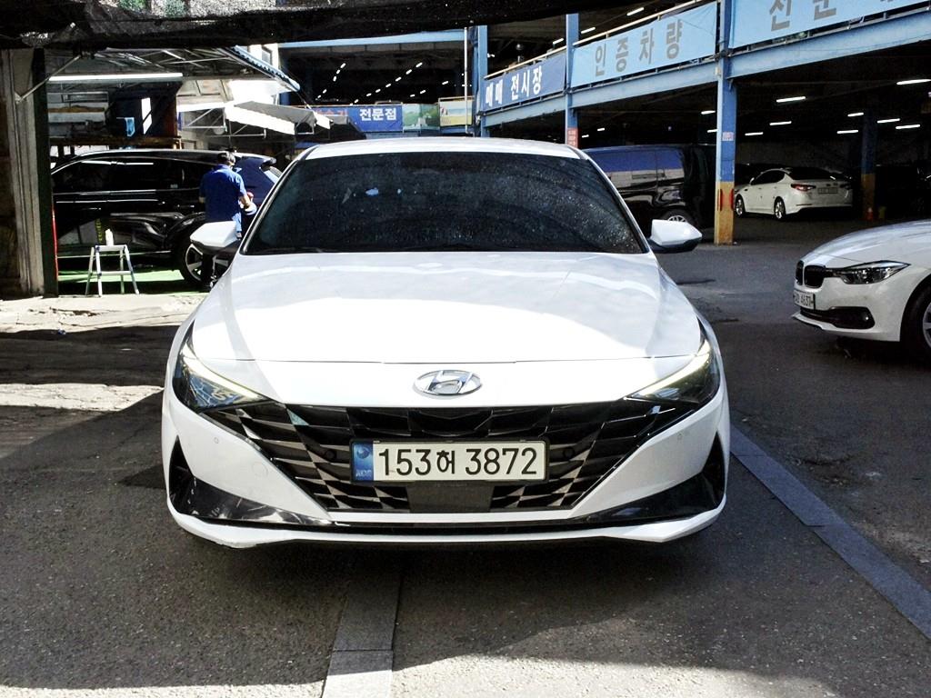 HYUNDAI Avante