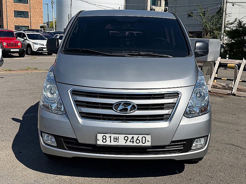 HYUNDAI Starex 2016 — Zona Franca Iquique