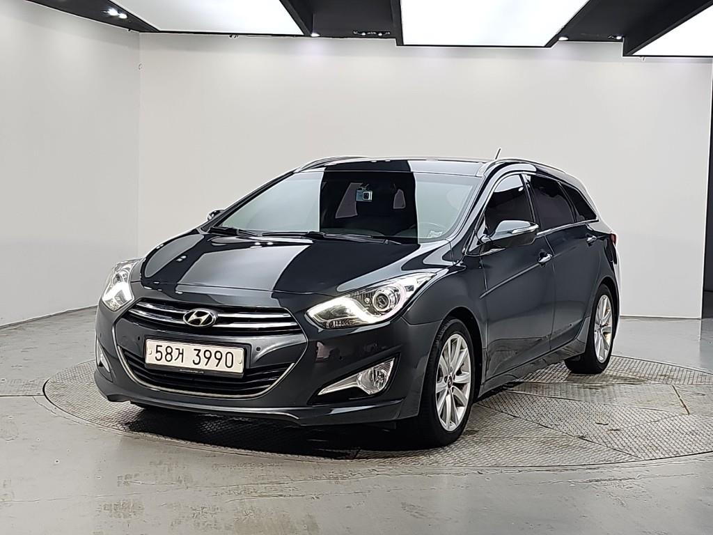 HYUNDAI i40