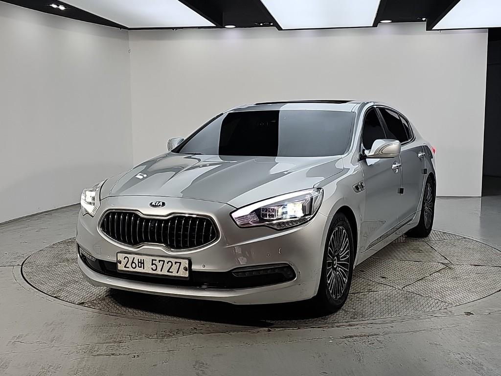 KIA K9
