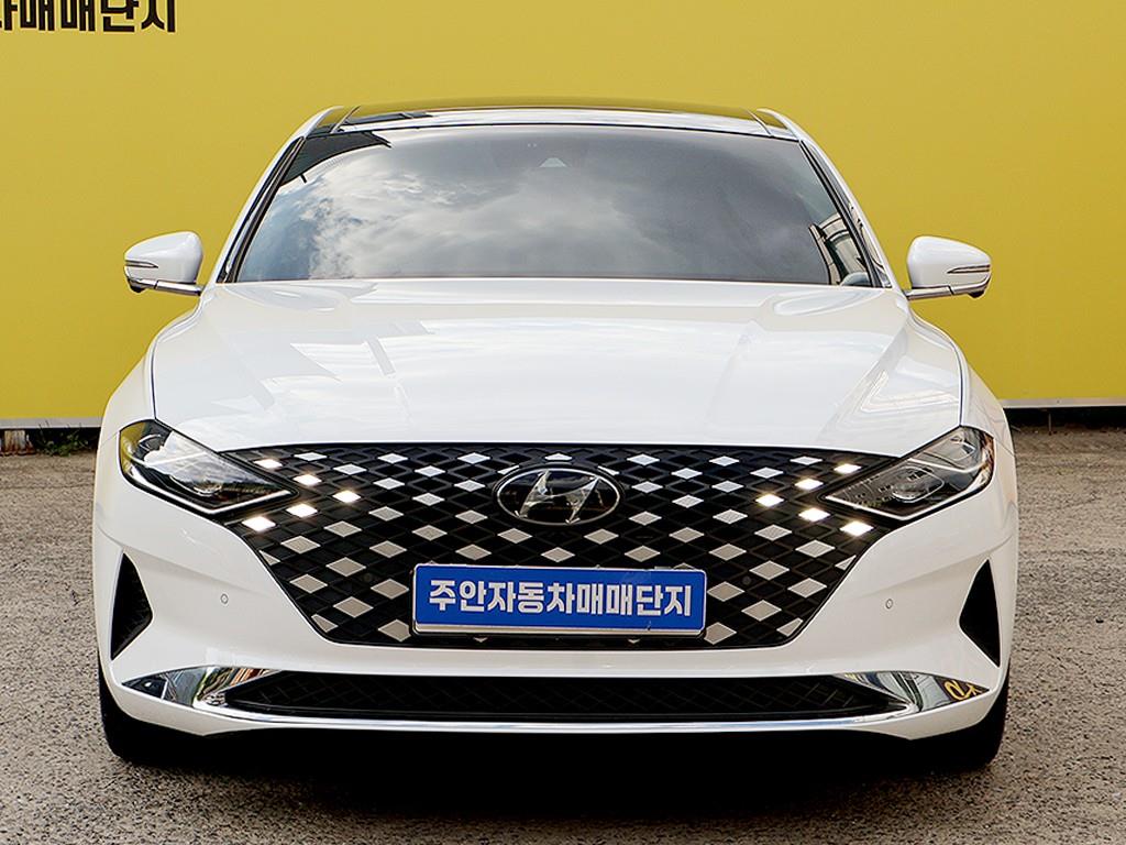 HYUNDAI Grandeur 2023 — Zona Franca Iquique