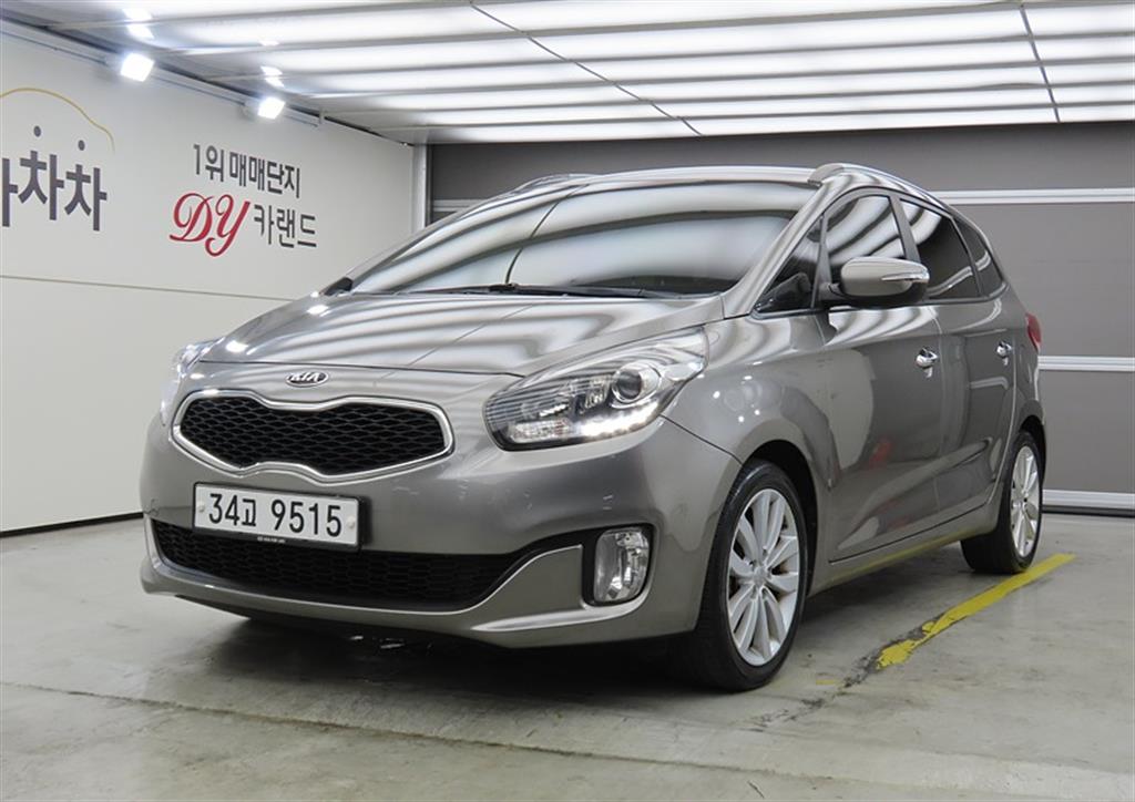 KIA Carens