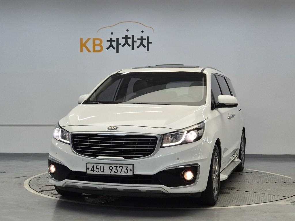 KIA Carnival 2018 — Zona Franca Iquique