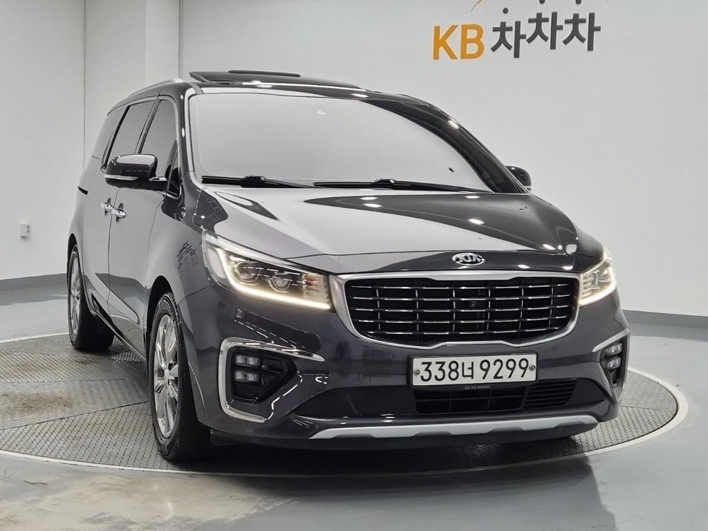 KIA Carnival 2020 — Zona Franca Iquique