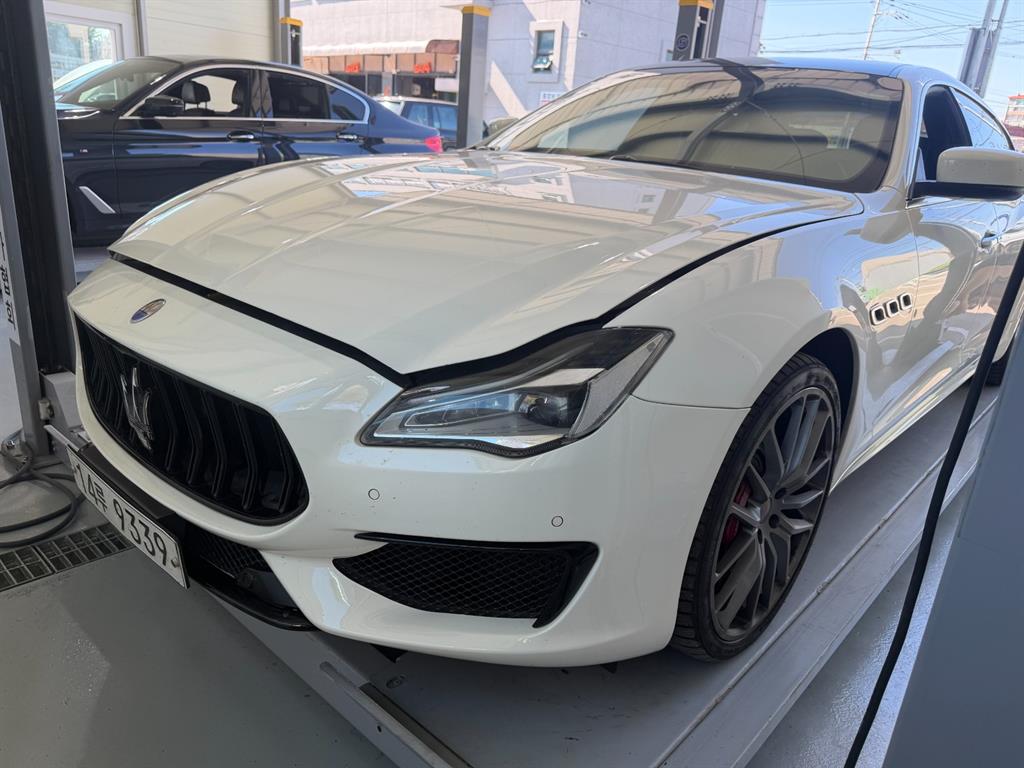 Maserati Quattroforte