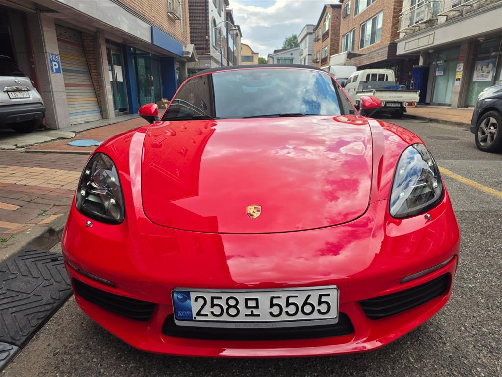 Porsche 718