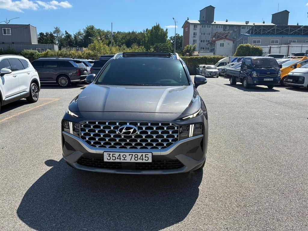 HYUNDAI Santa Fe 2022 — Zona Franca Iquique