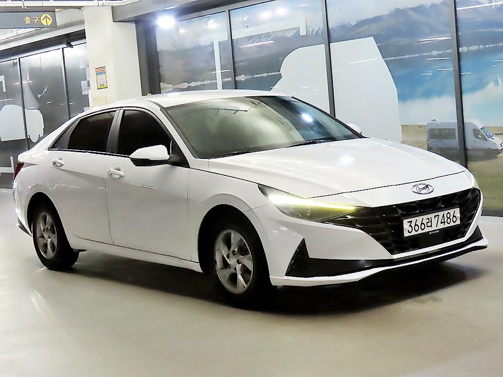 HYUNDAI Avante 2022 — Zona Franca Iquique