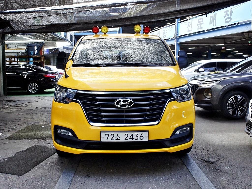 HYUNDAI Starex 2019 — Zona Franca Iquique