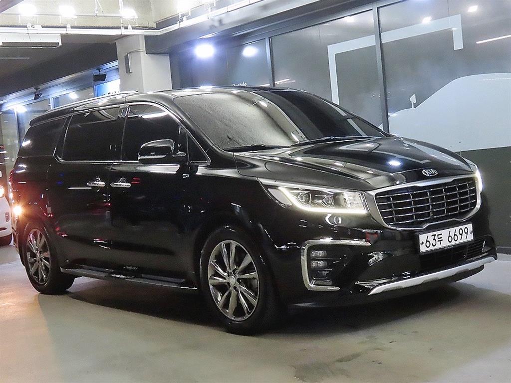 KIA Carnival 2019 — Zona Franca Iquique