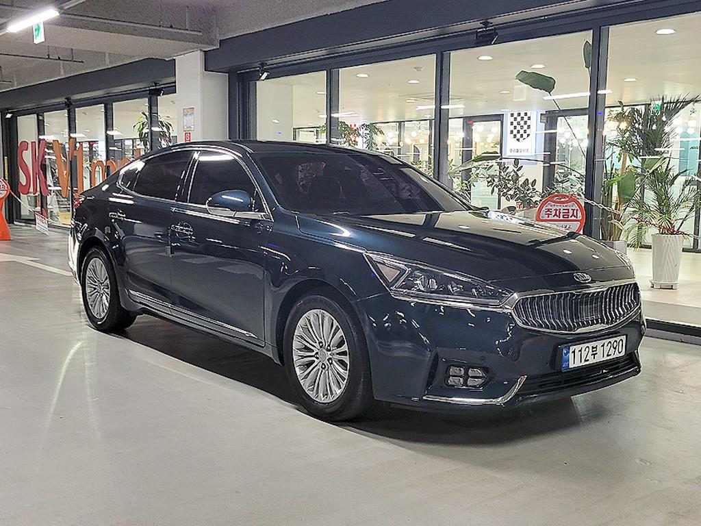 KIA K7