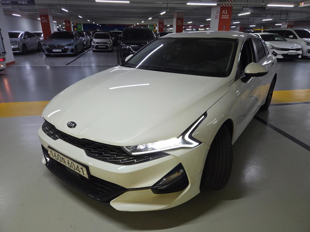 KIA K5 2021 — Zona Franca Iquique