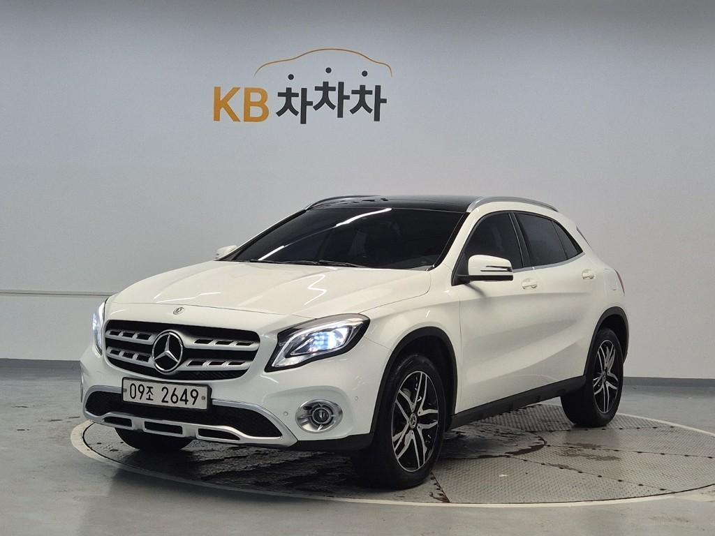 Mercedes Benz GLA Class